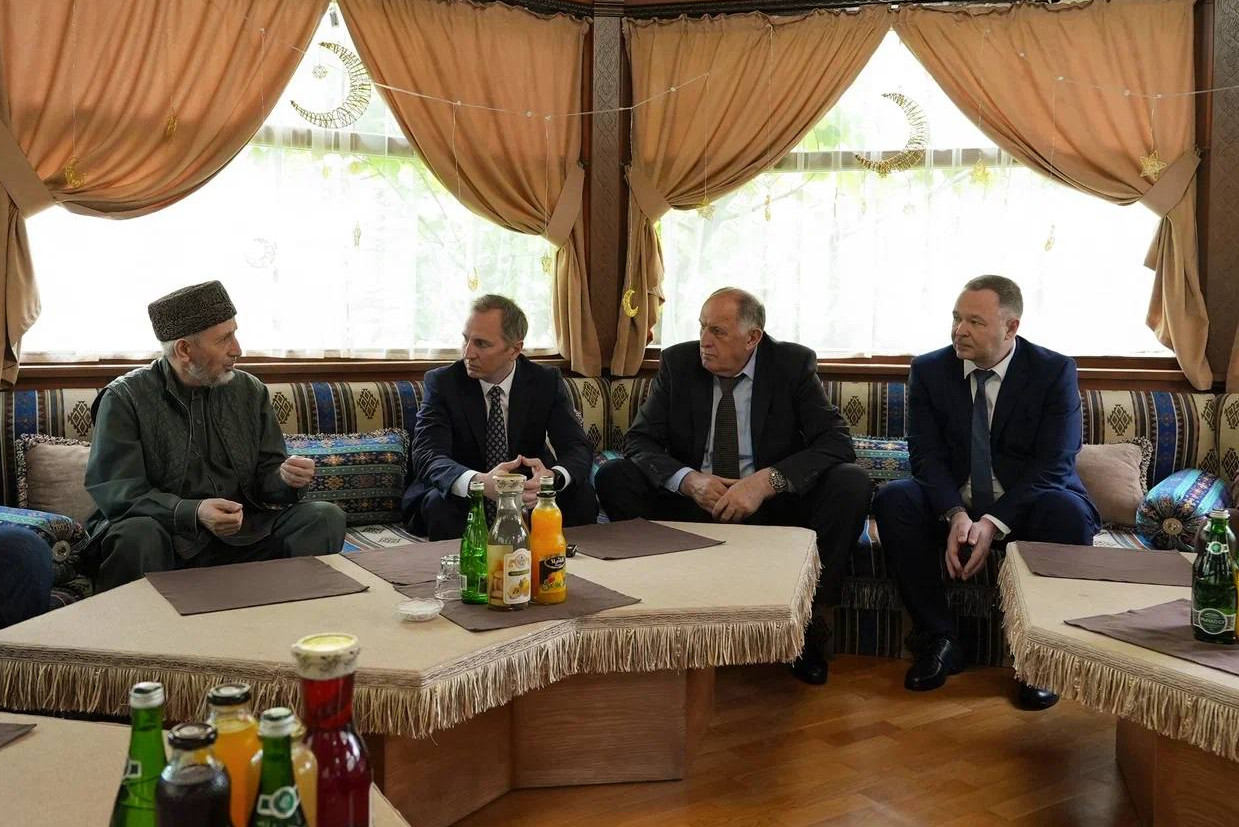 Муфтият Дагестана и Минсельхоз РФ договорились об укреплении сотрудничества в целях популяризации сельского и аграрного труда, развития отрасли животноводства.